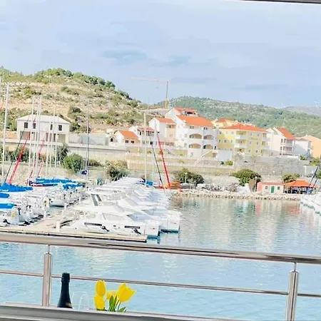 Apartman & Rooms Draga Marina Exterior photo