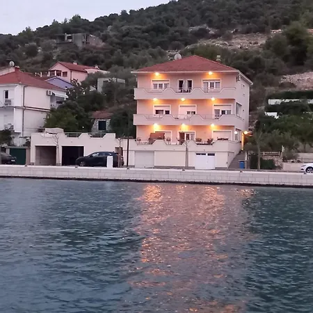 Apartman & Rooms Draga Marina Exterior photo