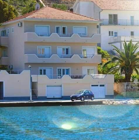 & Draga Apartment Marina