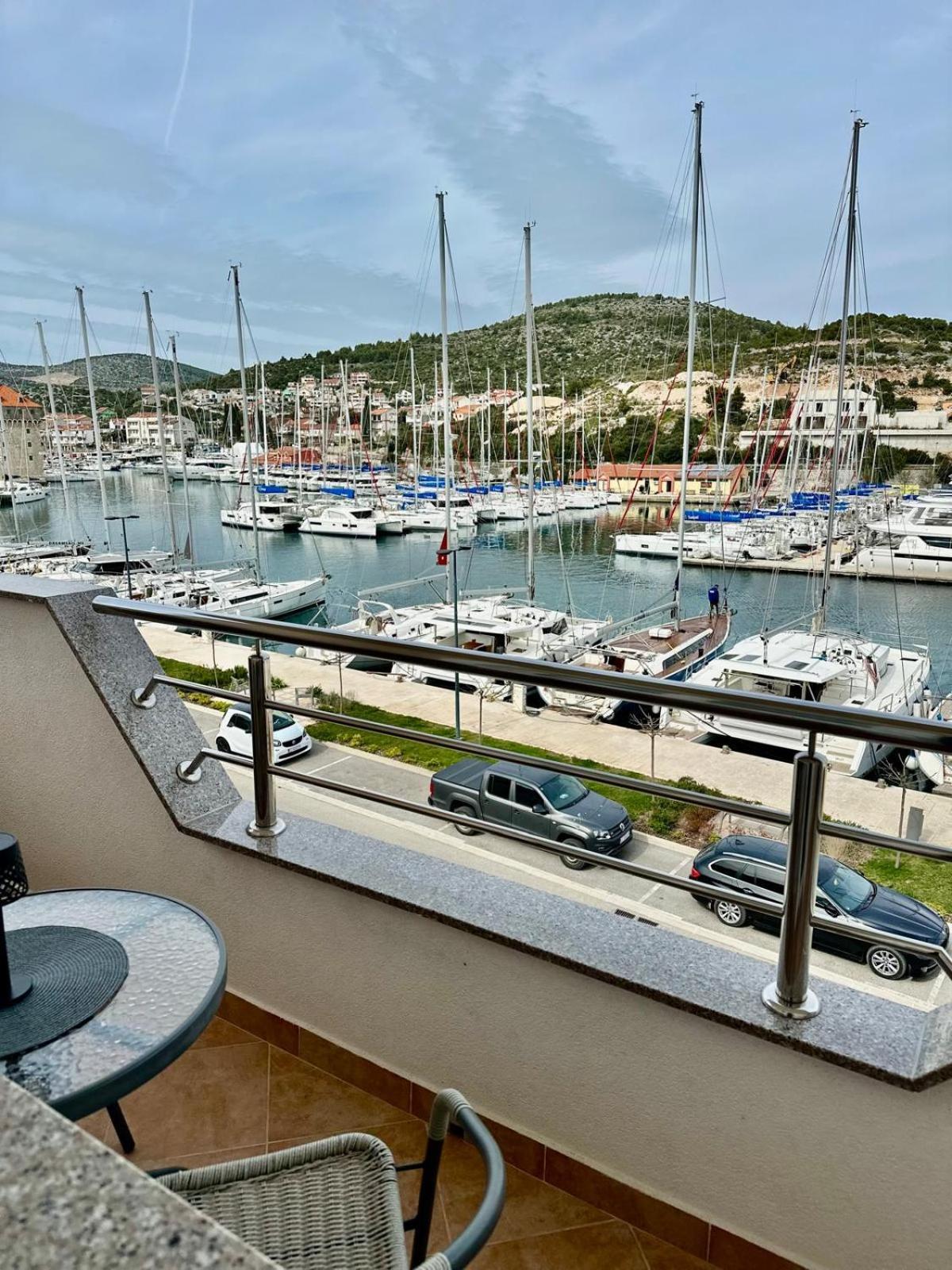 & Draga Marina